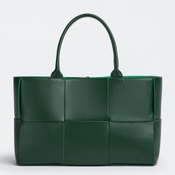 Bottega Veneta Arco Medium Tote In Raintree Intrecciato Lambskin 542