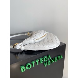 Bottega Veneta Gemelli Small Bag in White Intrecciato Lambskin 578