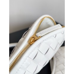 Bottega Veneta Gemelli Small Bag in White Intrecciato Lambskin 578