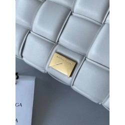 Bottega Veneta Padded Cassette Bag In White Lambskin 695