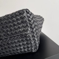 Bottega Veneta Medium Cabat Bag In Black Intrecciato Lambskin 362