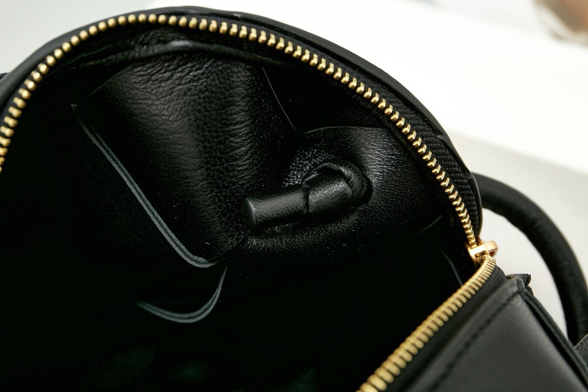 Bottega Veneta Mini Cassette Camera Bag In Black Lambskin 569