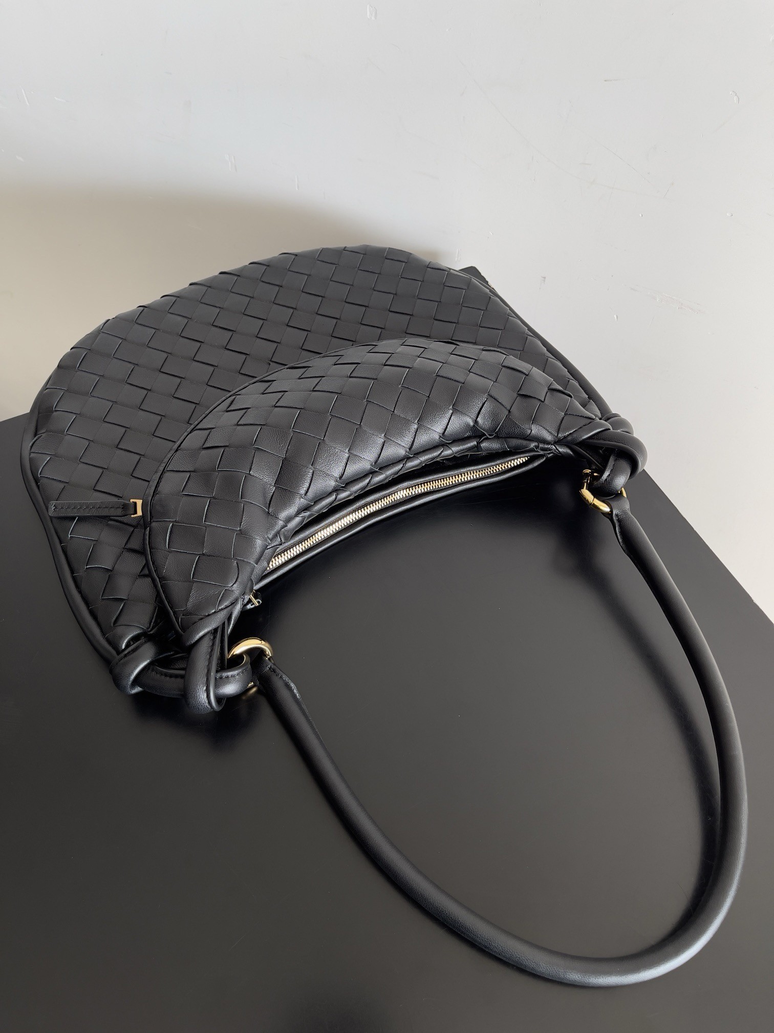 Bottega Veneta Gemelli Medium Bag in Black Intrecciato Lambskin 742