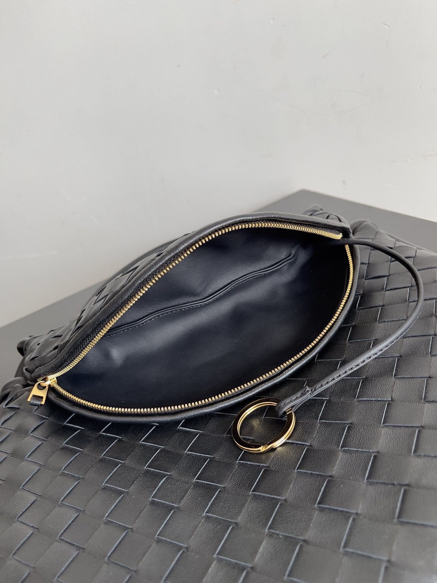 Bottega Veneta Gemelli Medium Bag in Black Intrecciato Lambskin 742