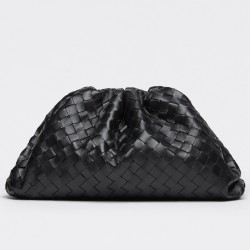 Bottega Veneta The Pouch Clutch In Black Intrecciato Leather 798