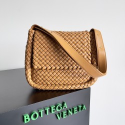 Bottega Veneta Cobble Small Bag in Caramel Intrecciato Leather 865