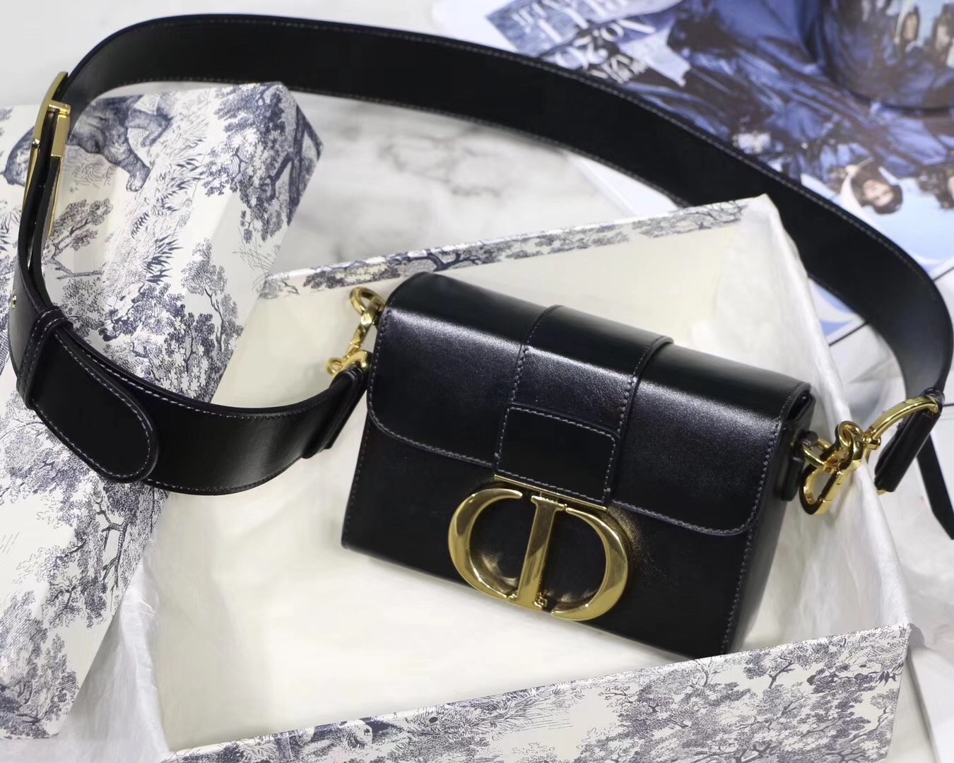 Dior 30 Montaigne Box Bag In Black Lambskin 249