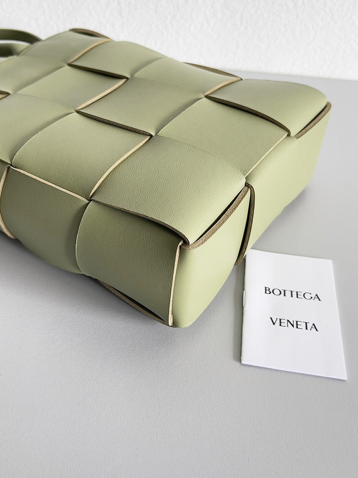 Bottega Veneta Mini Cassette Tote Bag In Travertine Lambskin 476