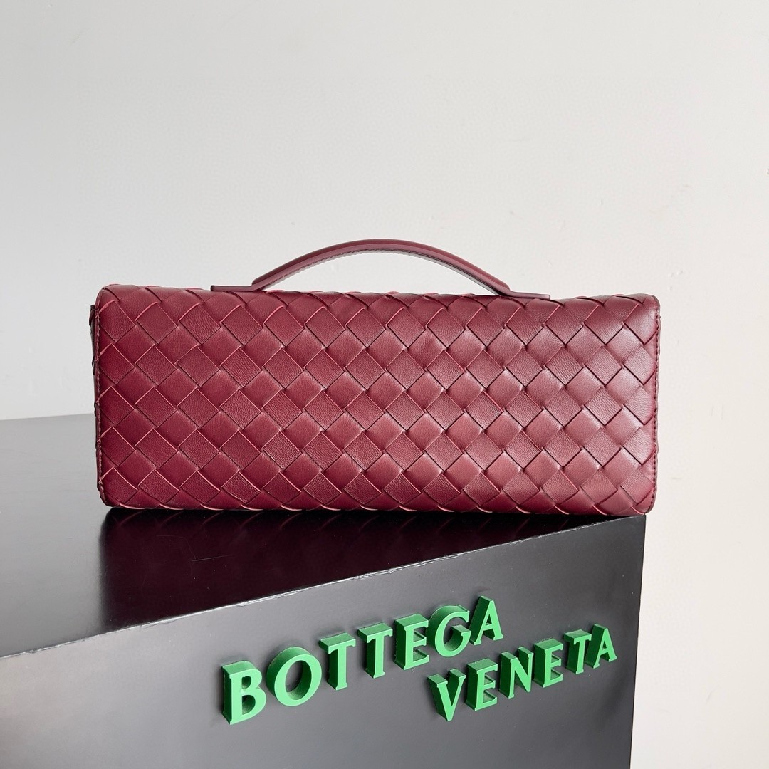 Bottega Veneta Andiamo Clutch with Handle in Barolo Intrecciato Lambskin 505