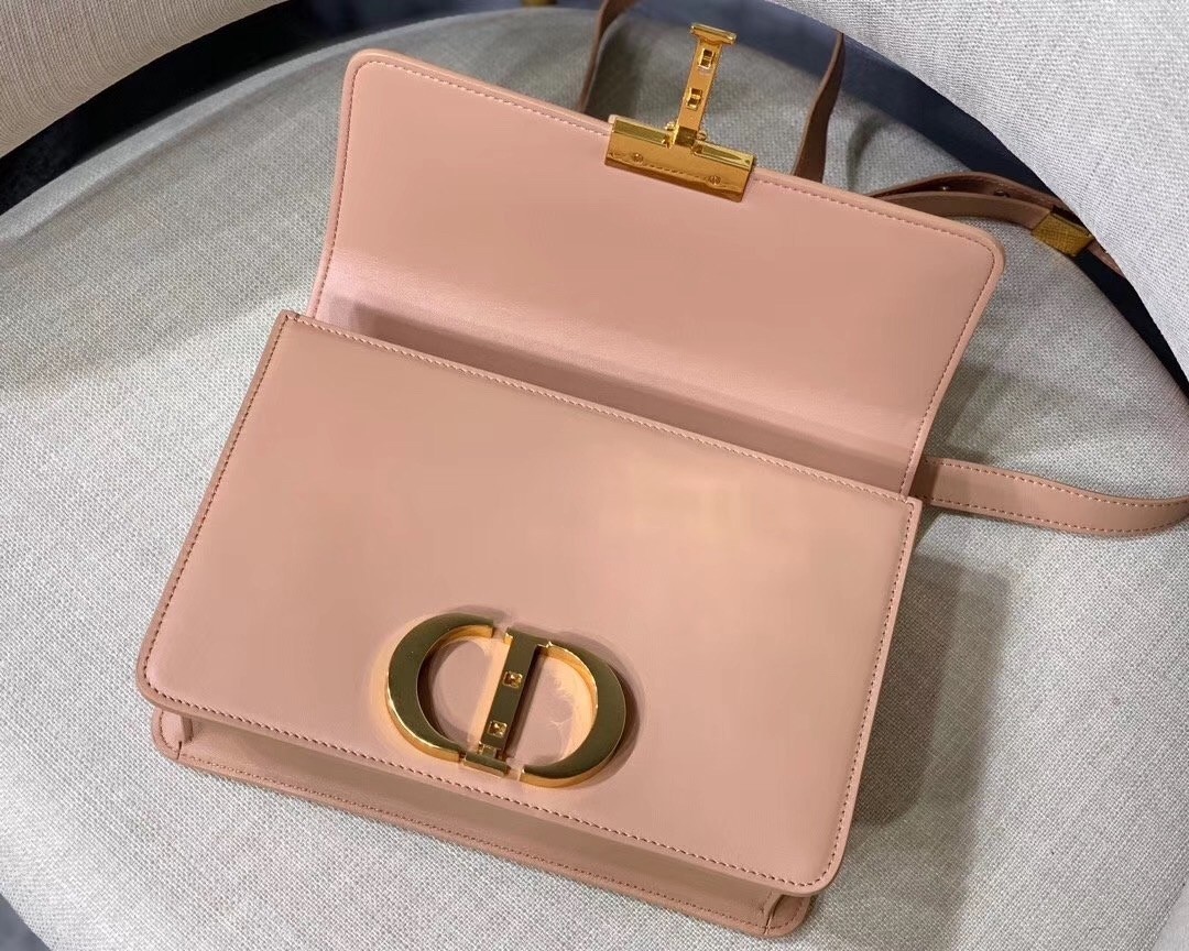 Dior 30 Montaigne Shoulder Bag In Pale Pink Calfskin  883