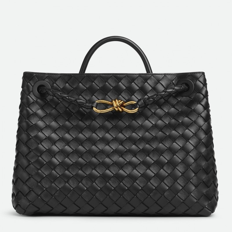 Bottega Veneta Medium Andiamo Bag In Black Intrecciato Lambskin 600