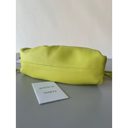 Bottega Veneta Mini Pouch Bag In Kiwi Calfskin 696