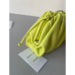 Bottega Veneta Mini Pouch Bag In Kiwi Calfskin 696