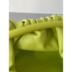 Bottega Veneta Mini Pouch Bag In Kiwi Calfskin 696