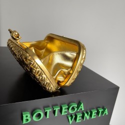 Bottega Veneta Knot Minaudiere Clutch In Gold Intreccio laminated Leather  804