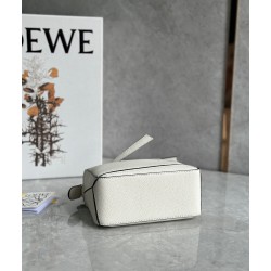 Loewe Puzzle Mini Bag In White Grained Calfskin  384