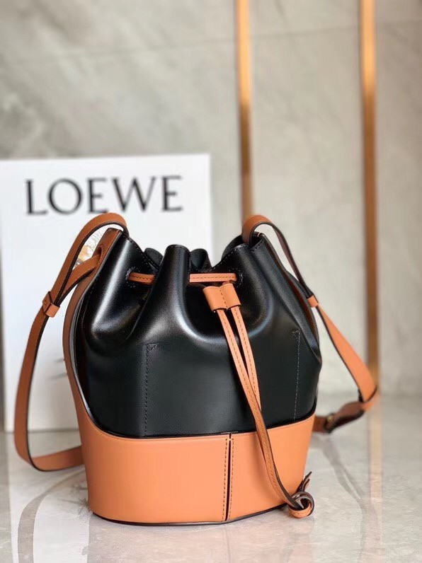 Loewe Small Balloon Bucket Bag In Black/Tan Calfskin 239