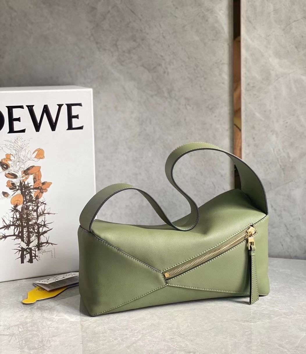 Loewe Puzzle Hobo Bag In Green Nappa Calfskin 331