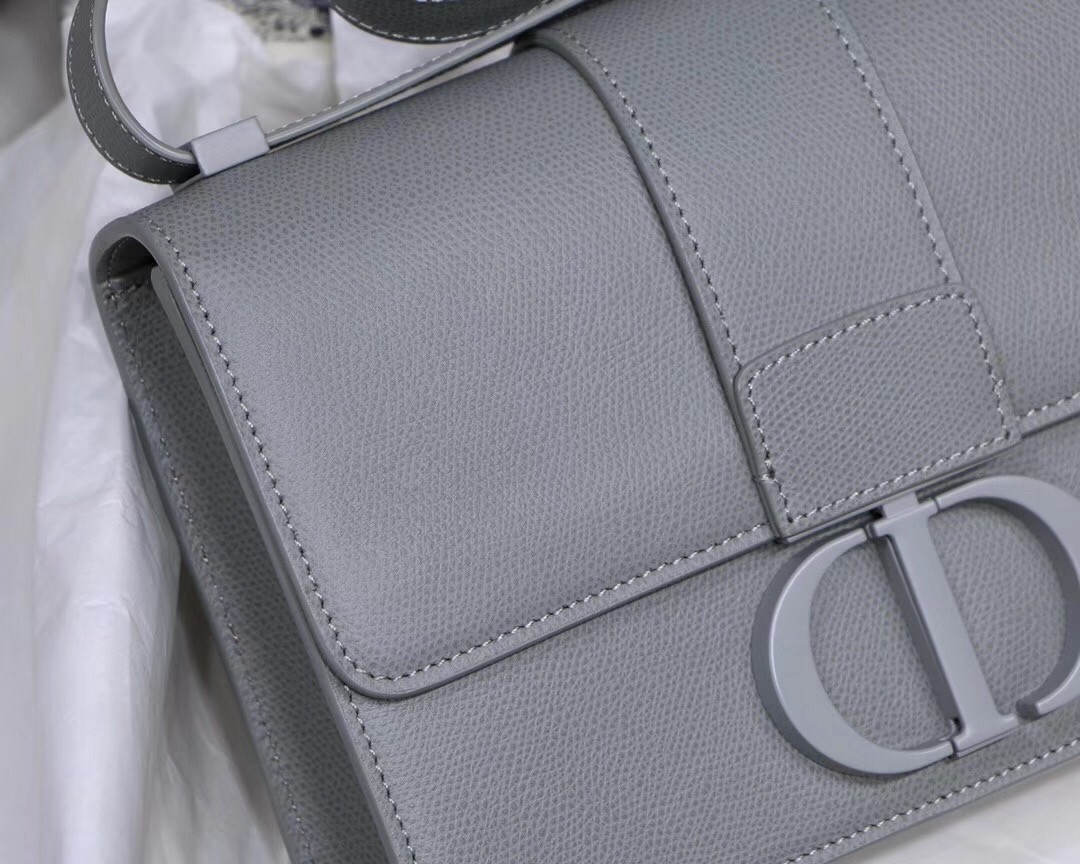 Dior 30 Montaigne Bag In Grey Ultra Matte Grained Calfskin 246