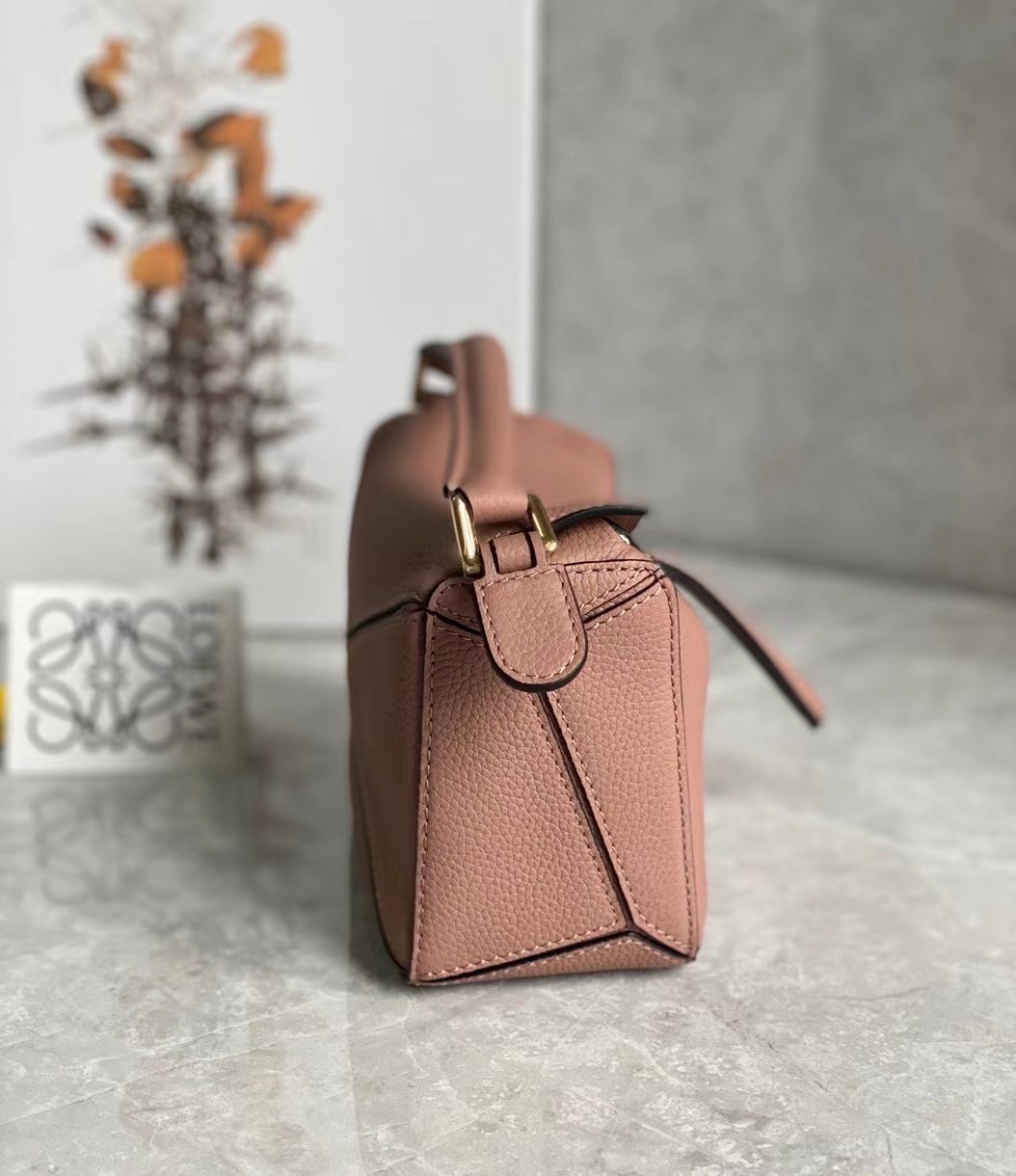 Loewe Puzzle Mini Bag In Dark Blush Grained Calfskin  225