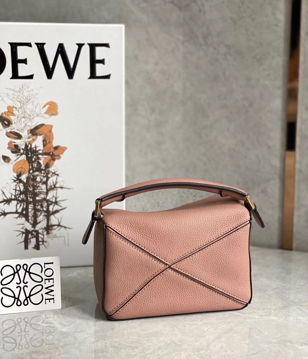 Loewe Puzzle Mini Bag In Dark Blush Grained Calfskin  225