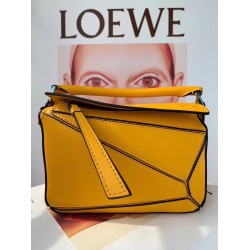 Loewe Puzzle Mini Bag In Avocado Green Calfskin 661