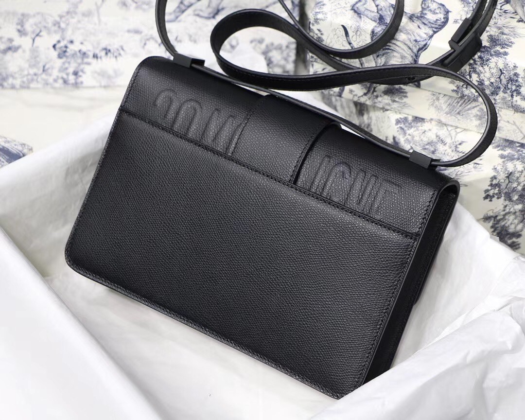 Dior 30 Montaigne Bag In Black Ultra Matte Grained Calfskin 723