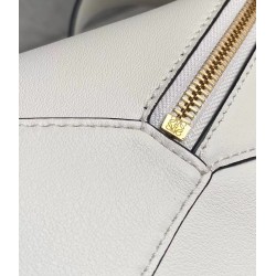 Loewe Puzzle Hobo Bag In White Nappa Calfskin 076