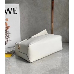 Loewe Puzzle Hobo Bag In White Nappa Calfskin 076