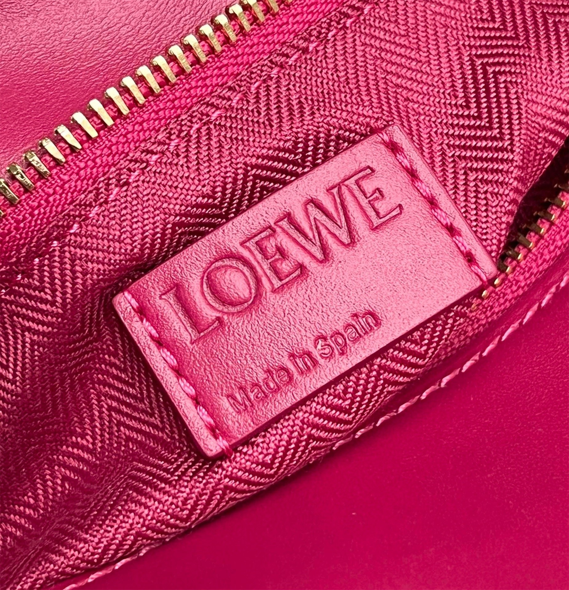 Loewe Puzzle Edge Small Bag In Ruby Red Satin Calfskin 124