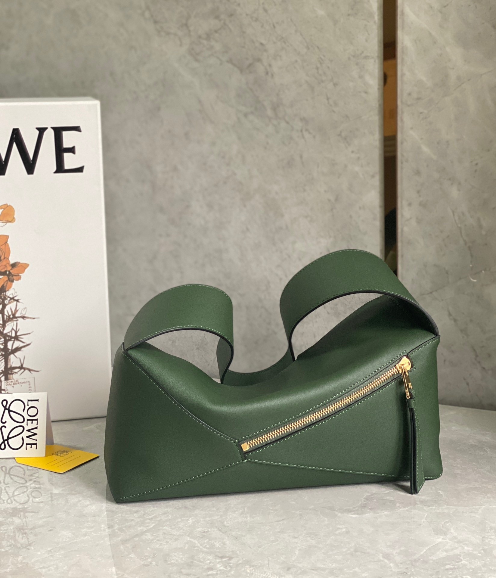 Loewe Puzzle Hobo Bag In Vintage Khaki Nappa Calfskin 515