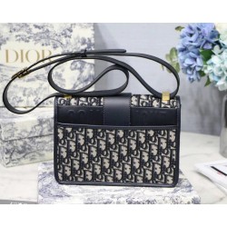 Dior 30 Montaigne Bag In Blue Oblique Jacquard Canvas 298