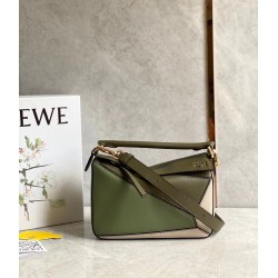 Loewe Puzzle Small Bag In Green/Oat Calfskin 706