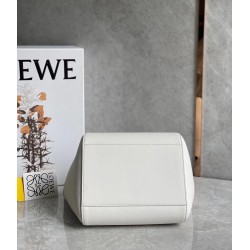 Loewe Hammock Nugget Bag In White Calfskin 400