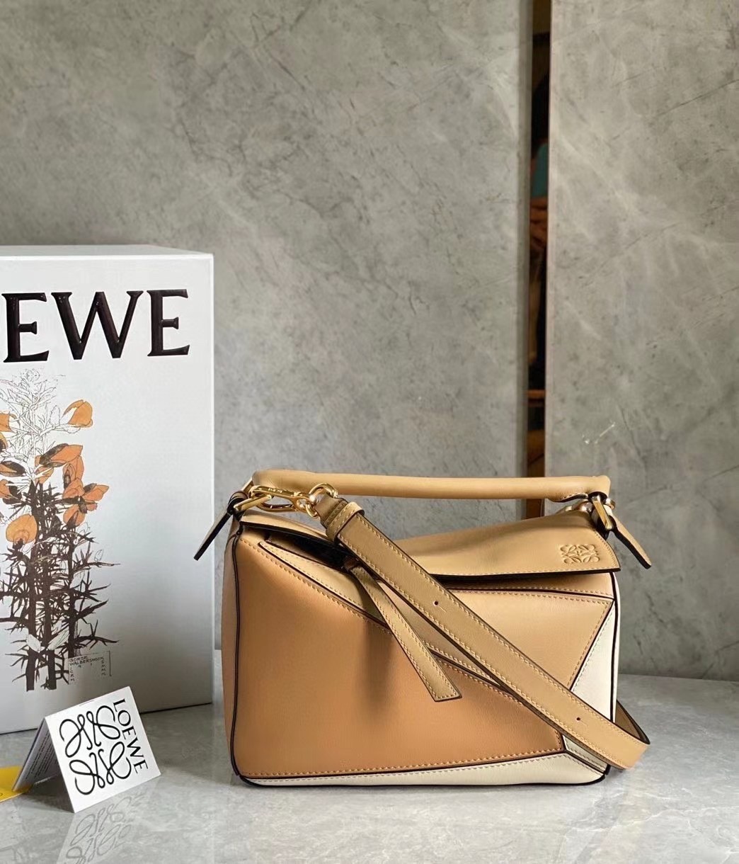 Loewe Puzzle Small Bag In Dune/Warm Desert Calfskin 908