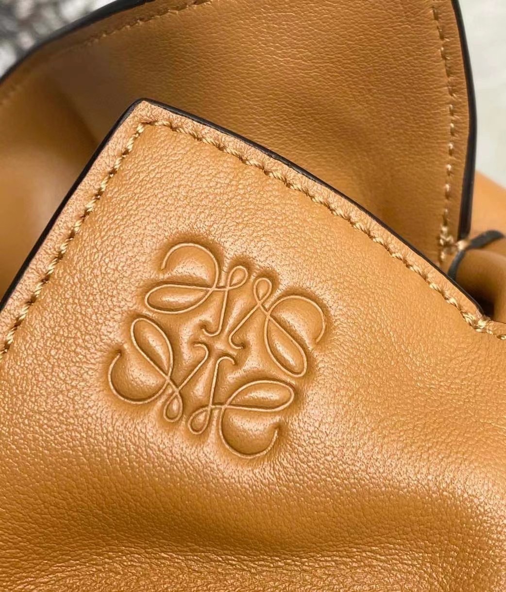 Loewe Flamenco Clutch In Brown Nappa Leather 998