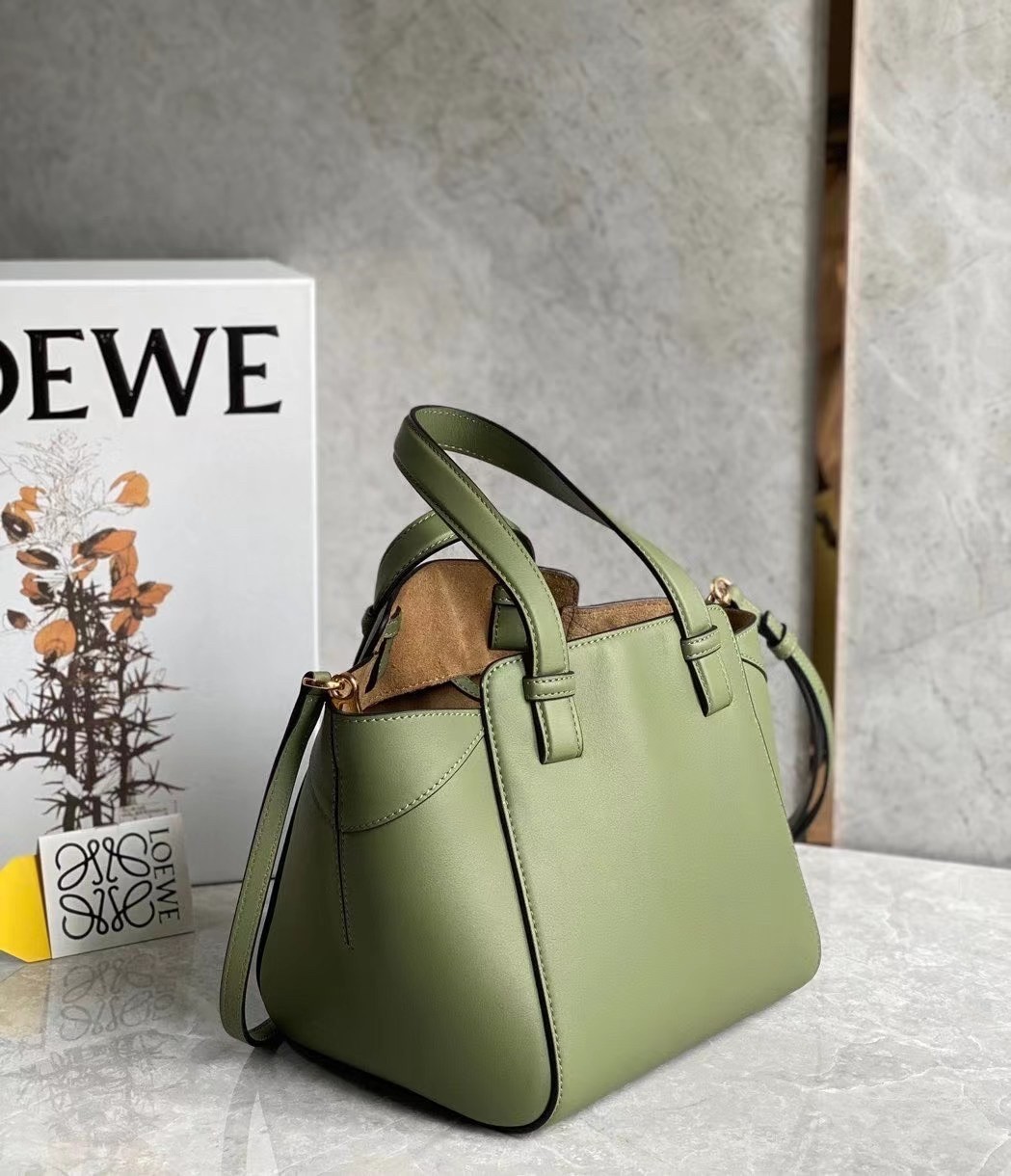 Loewe Hammock Nugget Bag In Avocado Green Calfskin 152