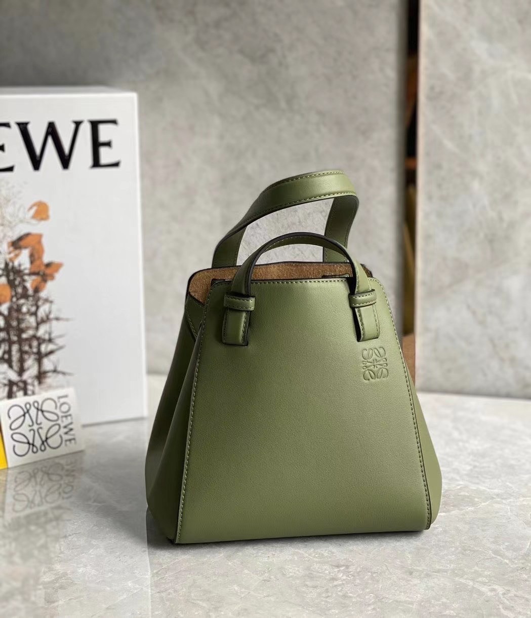 Loewe Hammock Nugget Bag In Avocado Green Calfskin 152