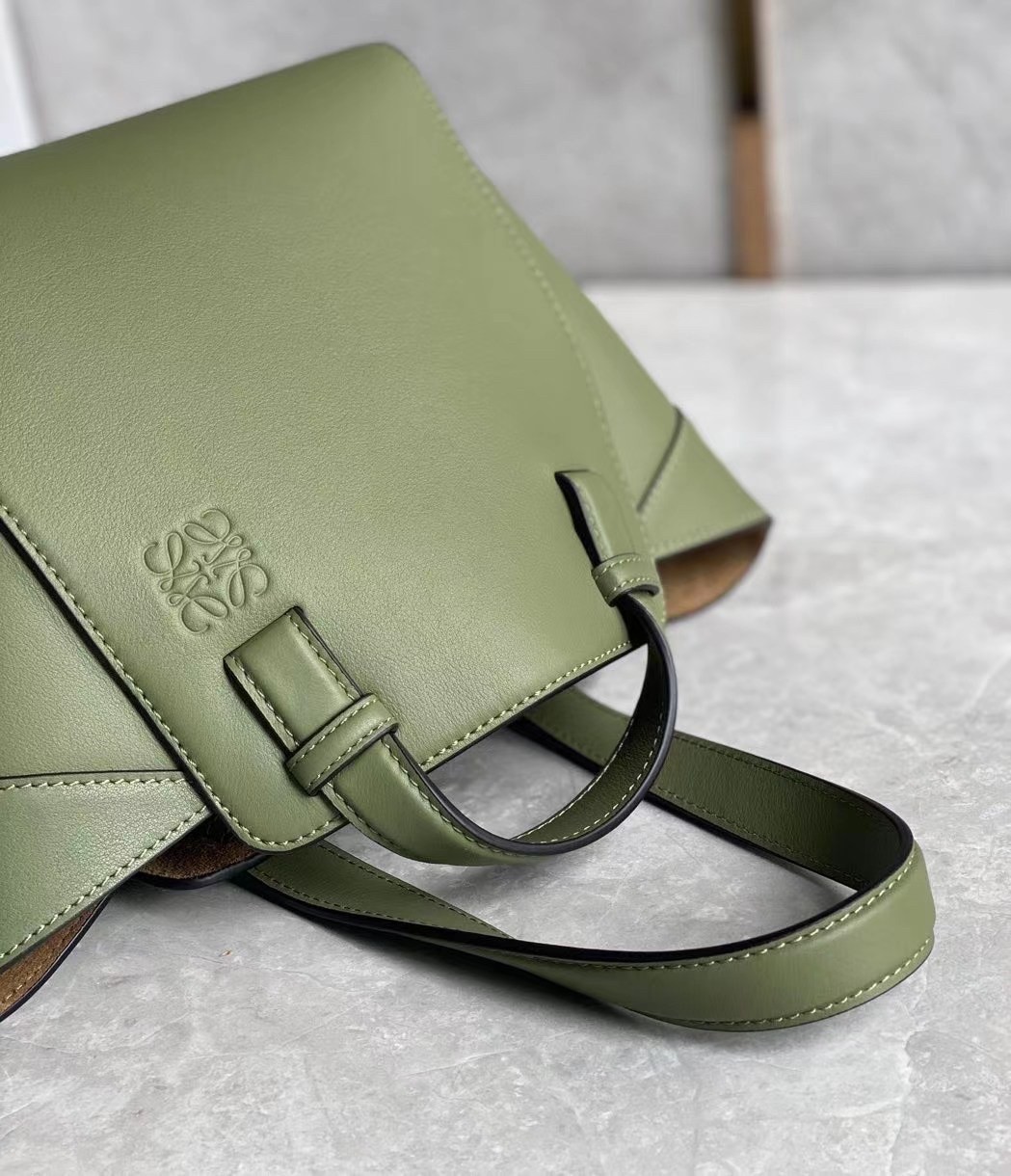 Loewe Hammock Nugget Bag In Avocado Green Calfskin 152