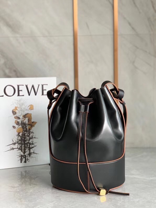 Loewe Medium Balloon Bucket Bag In Black Calfskin 428