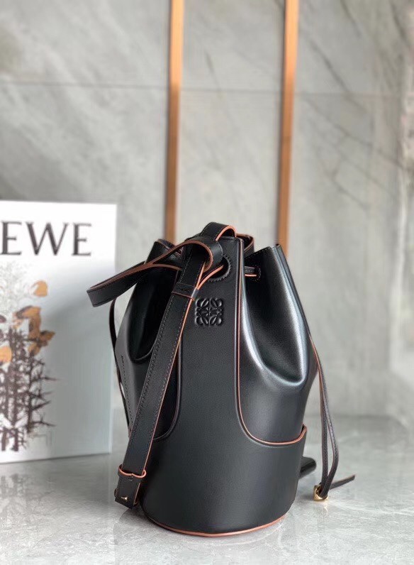 Loewe Medium Balloon Bucket Bag In Black Calfskin 428