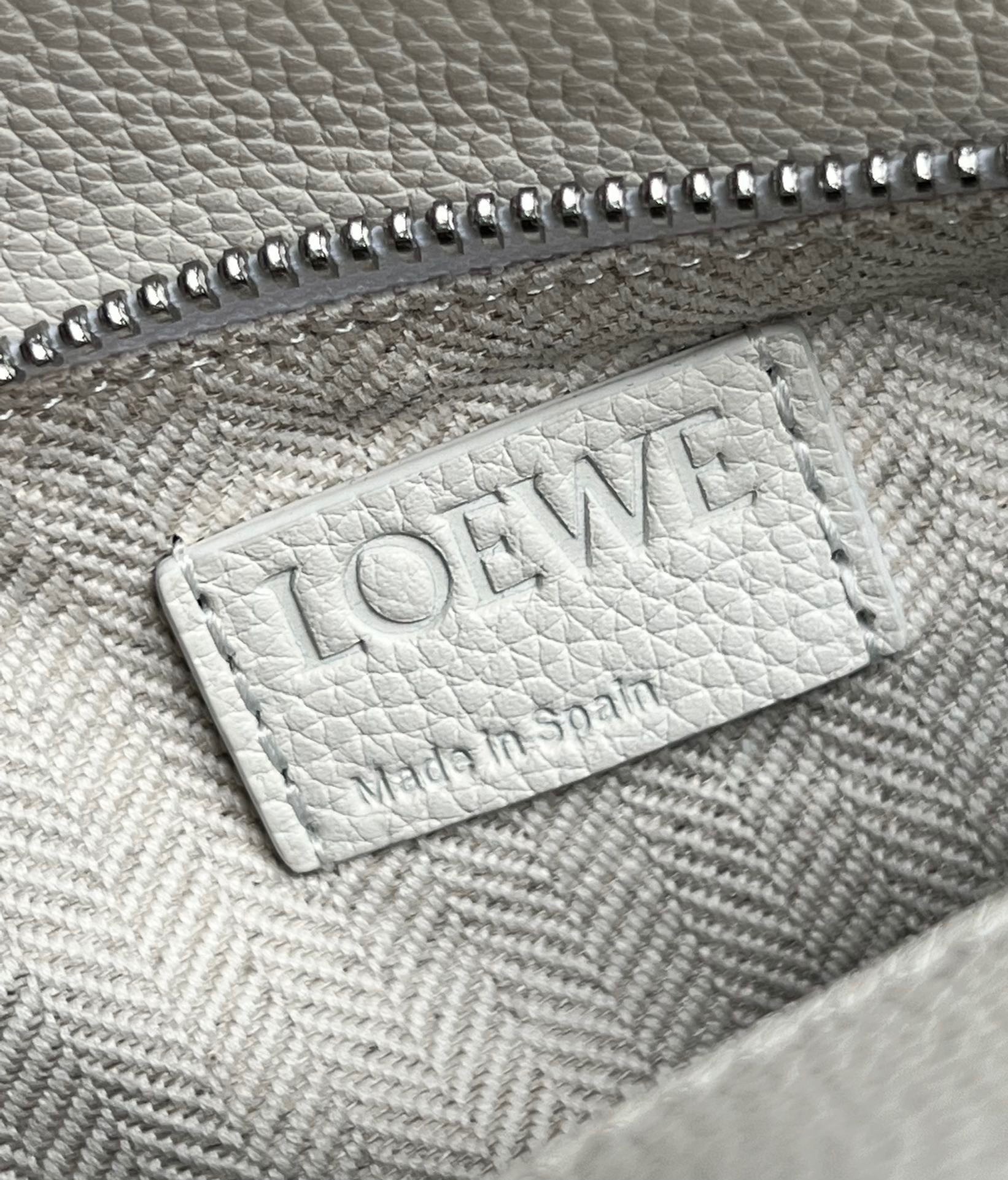 Loewe Puzzle Small Bag in White Grained Leather 403