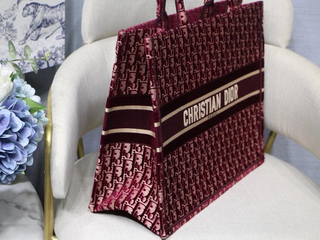 Dior Large Book Tote In Bordeaux Oblique Embroidered Velvet 701