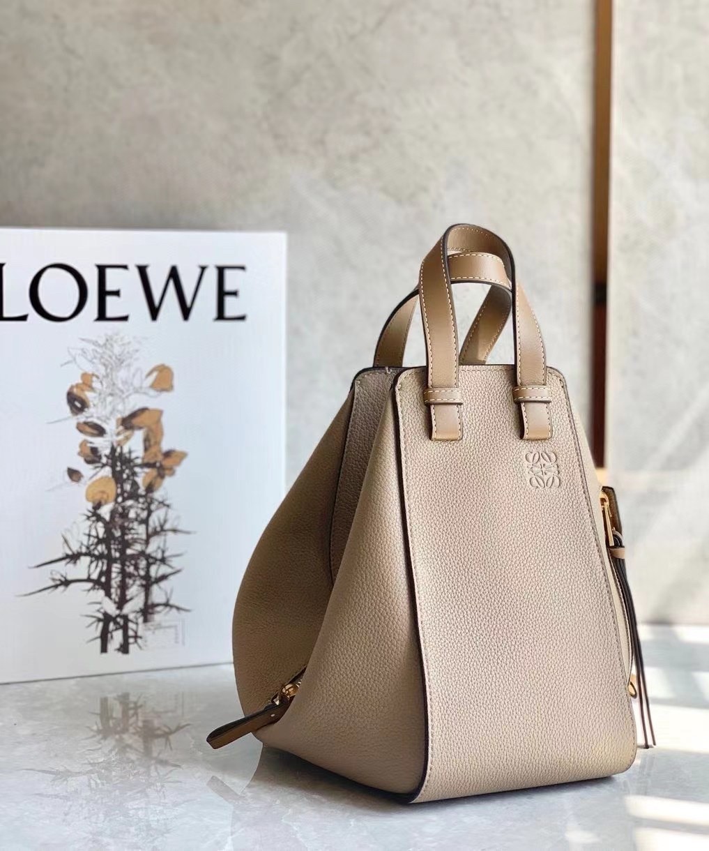 Loewe Hammock Small Bag In Sand Grained Leather 337