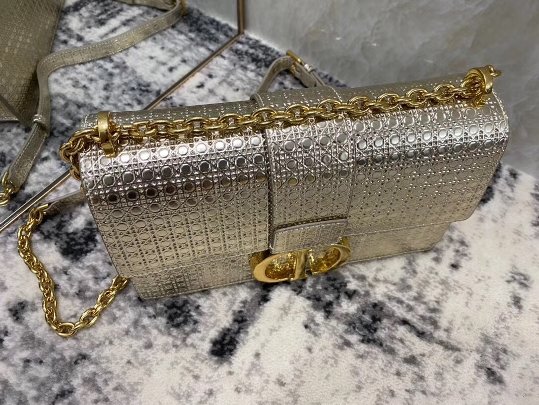 Dior 30 Montaigne Chain Bag In Metallic Gold Calfskin 555