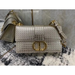 Dior 30 Montaigne Chain Bag In Metallic Gold Calfskin 555