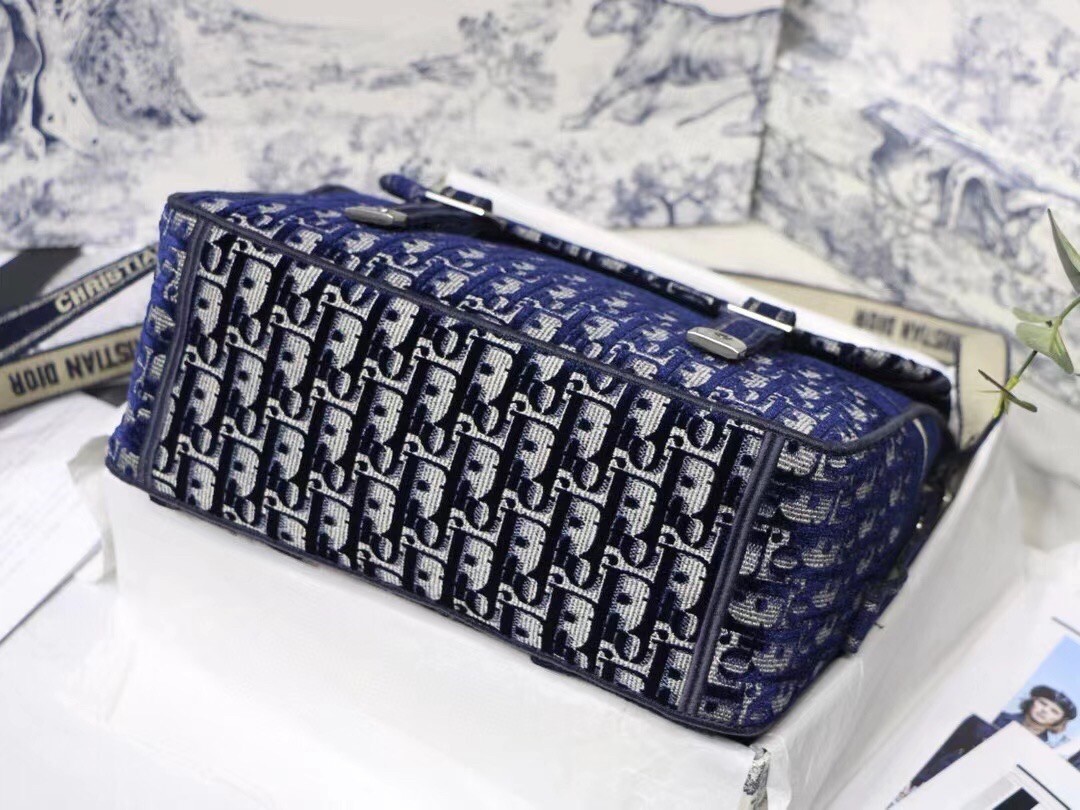 Dior Diorcamp Messenger Bag In Blue Oblique Embroidered Velvet 616