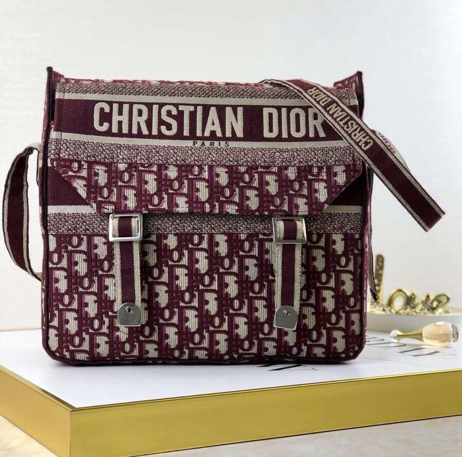 Dior Bordeaux Oblique Diorcamp Messenger Bag 525