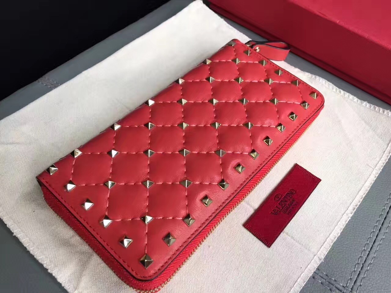 Valentino Rockstud Spike Zip Wallet In Red Lambskin 447