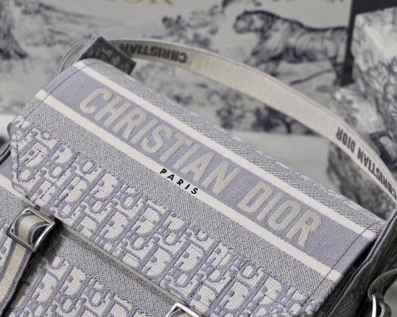 Dior Diorcamp Messenger Bag In Grey Oblique Canvas 563